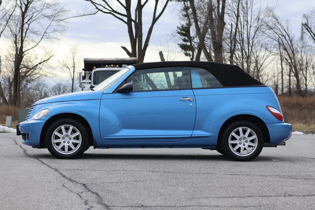 2008 Chrysler PT Cruiser - Image 22 of 31