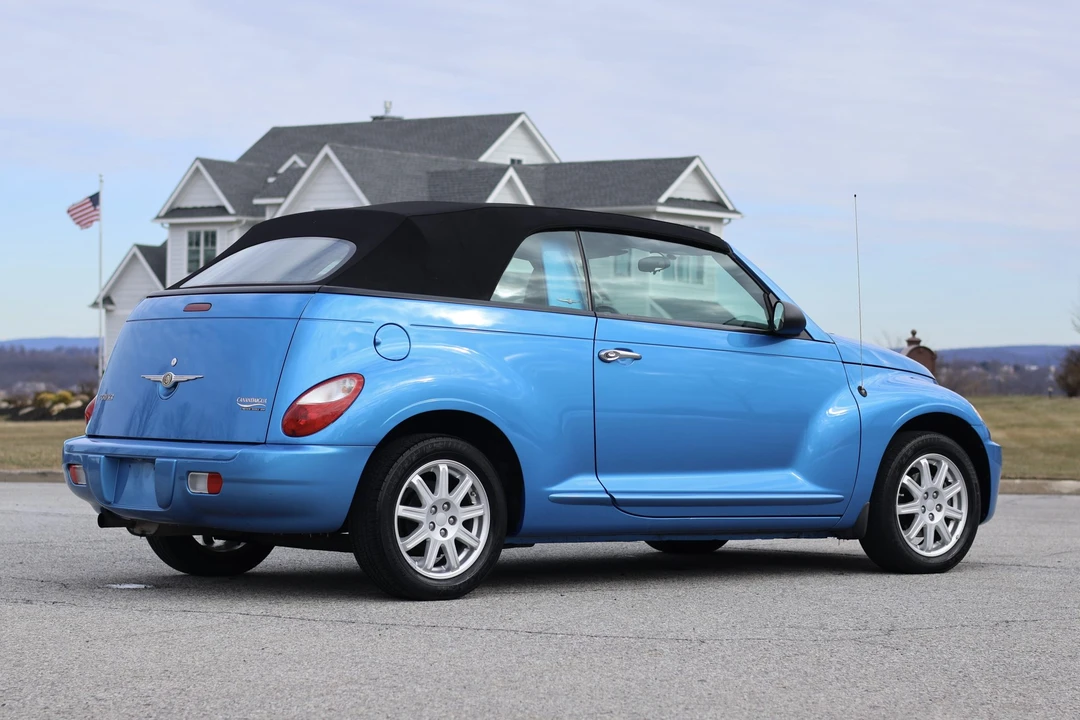 2008 Chrysler PT Cruiser - Image 28 of 31