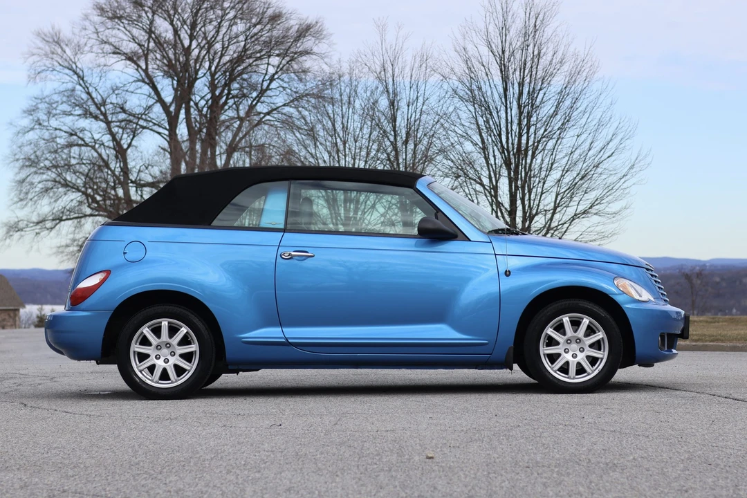 2008 Chrysler PT Cruiser - Image 30 of 31