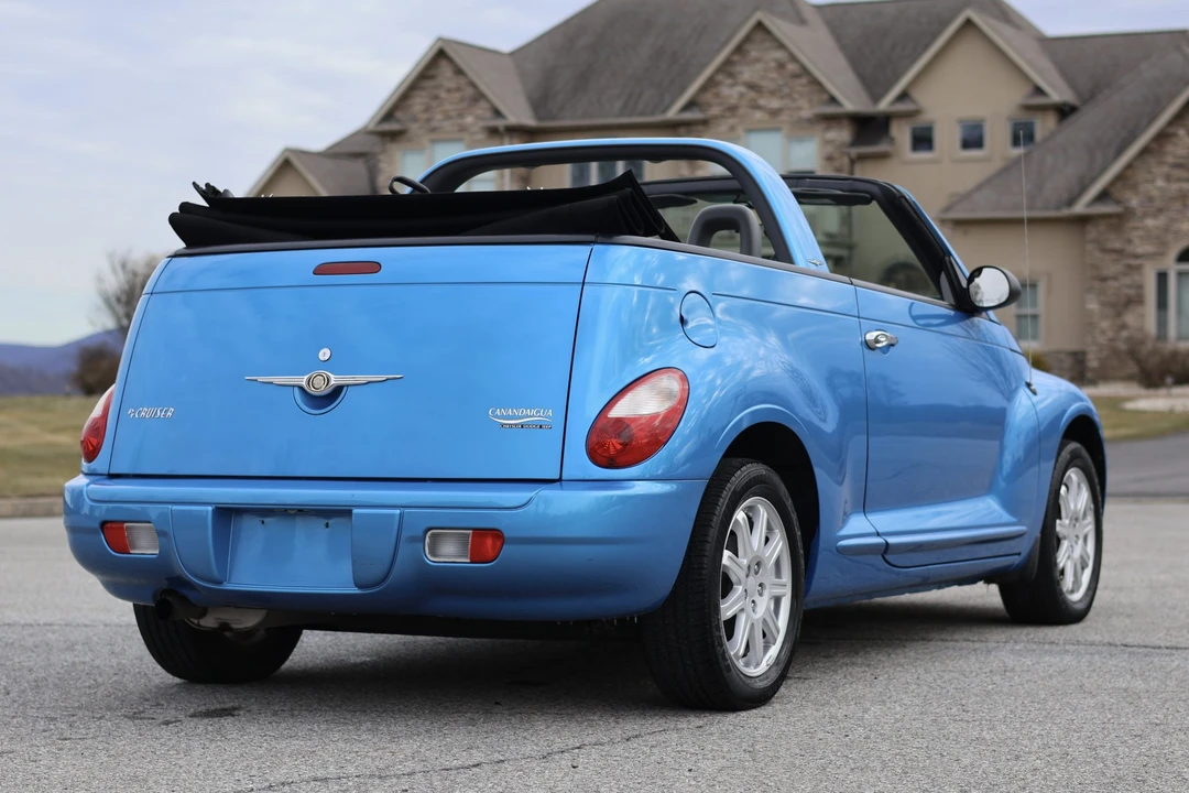 2008 Chrysler PT Cruiser - Image 10 of 31