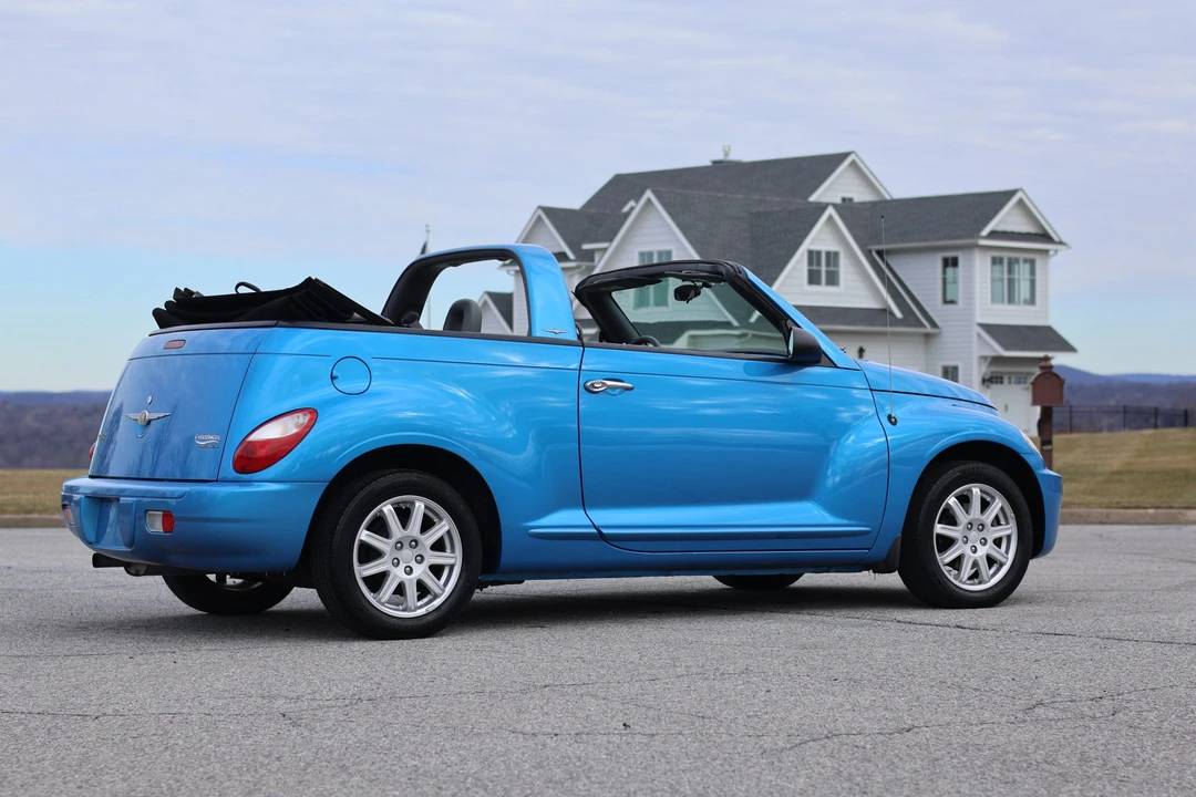 2008 Chrysler PT Cruiser - Image 11 of 31