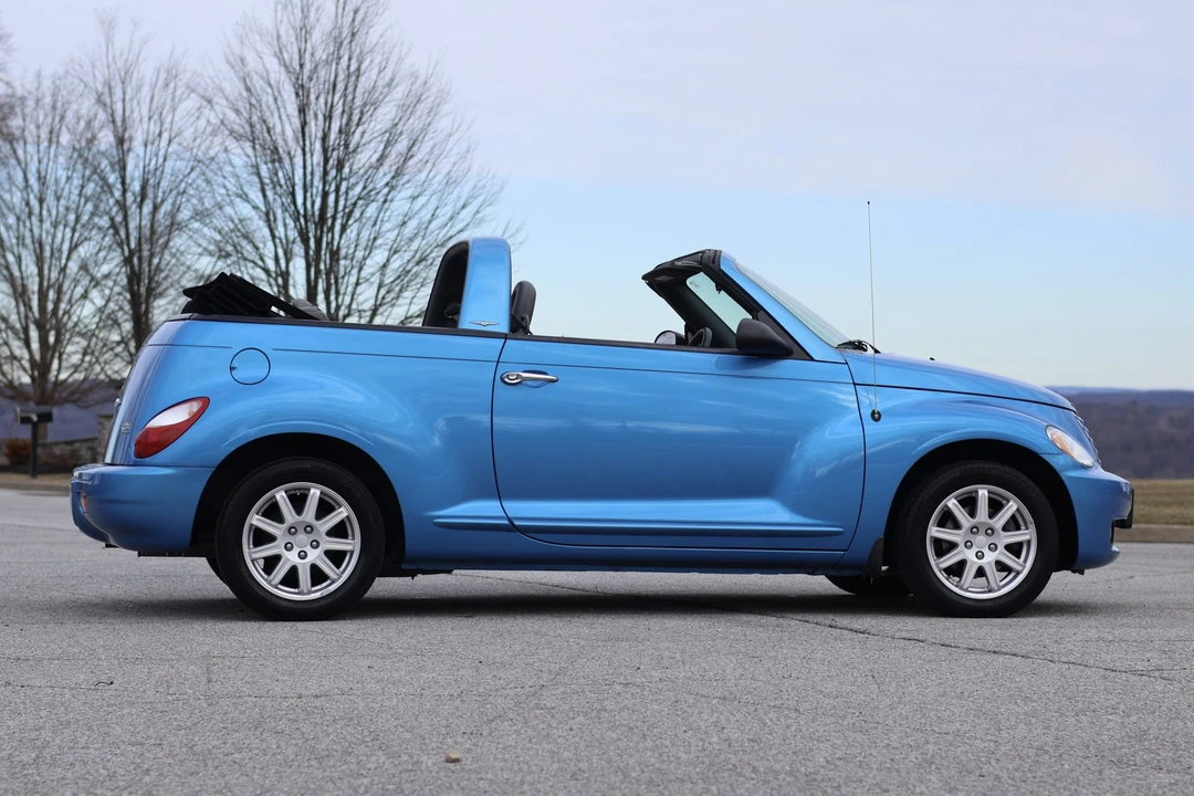2008 Chrysler PT Cruiser - Image 12 of 31