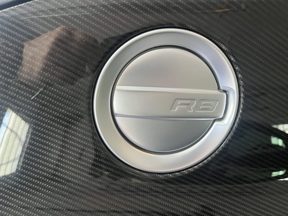 2009 Audi 42 R8 - Image 30 of 31