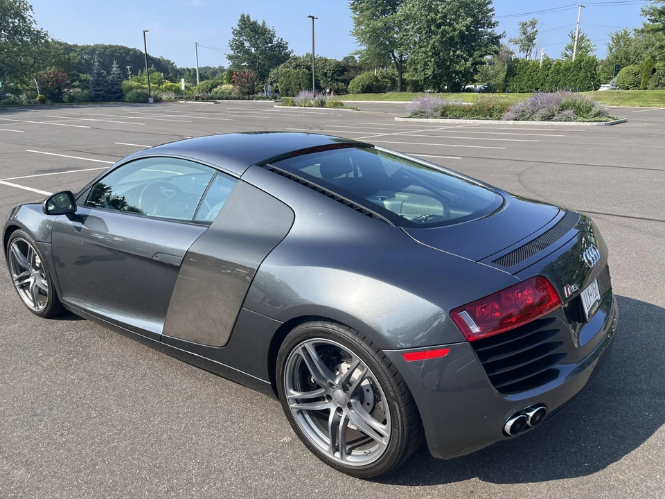 2009 Audi 42 R8 - Image 9 of 31