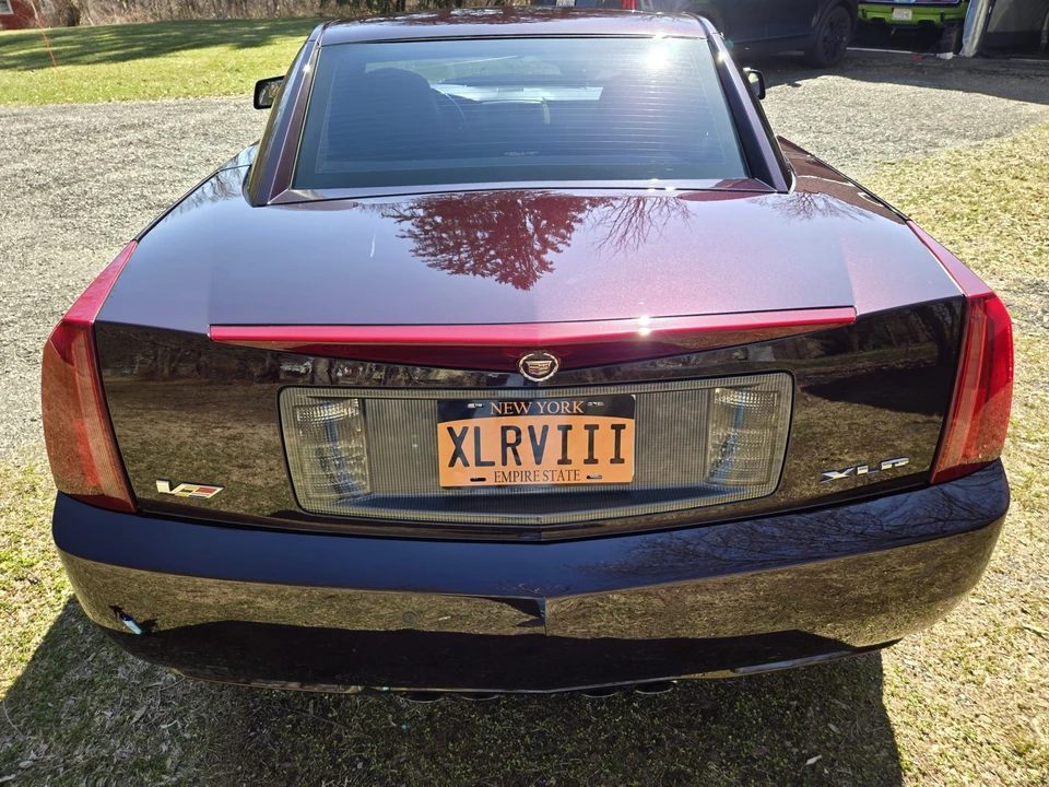 2009 Cadillac XLR-V - Image 11 of 31