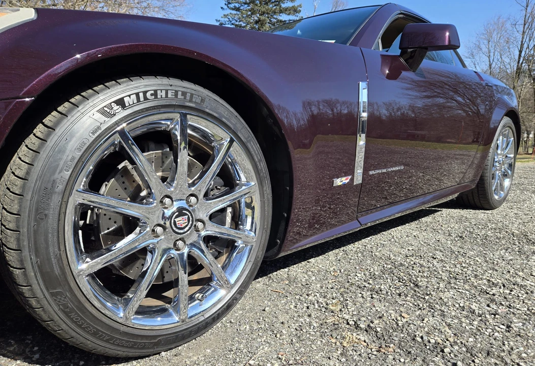 2009 Cadillac XLR-V - Image 22 of 31
