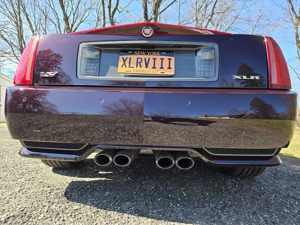 2009 Cadillac XLR-V - Image 12 of 31