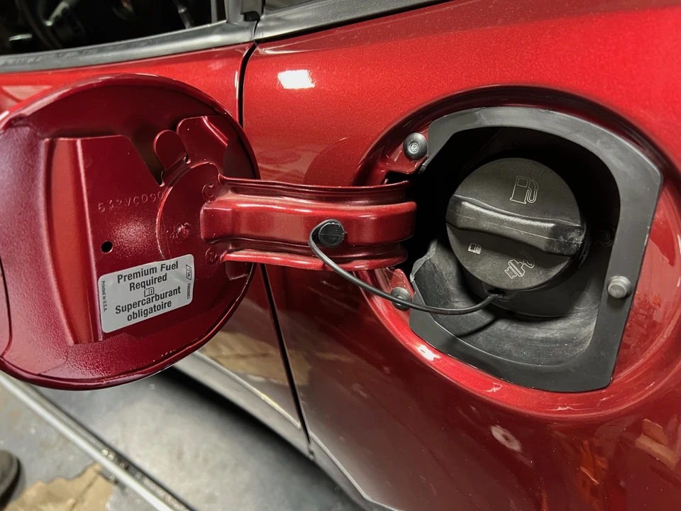 2009 Pontiac Solstice GXP - Image 25 of 31