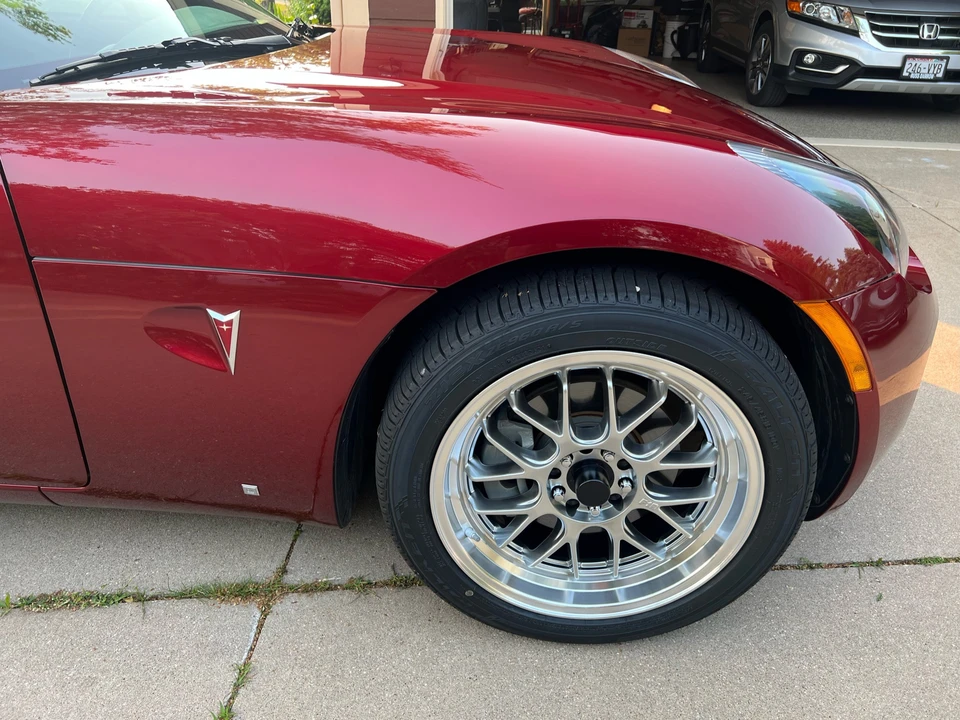 2009 Pontiac Solstice GXP - Image 18 of 31