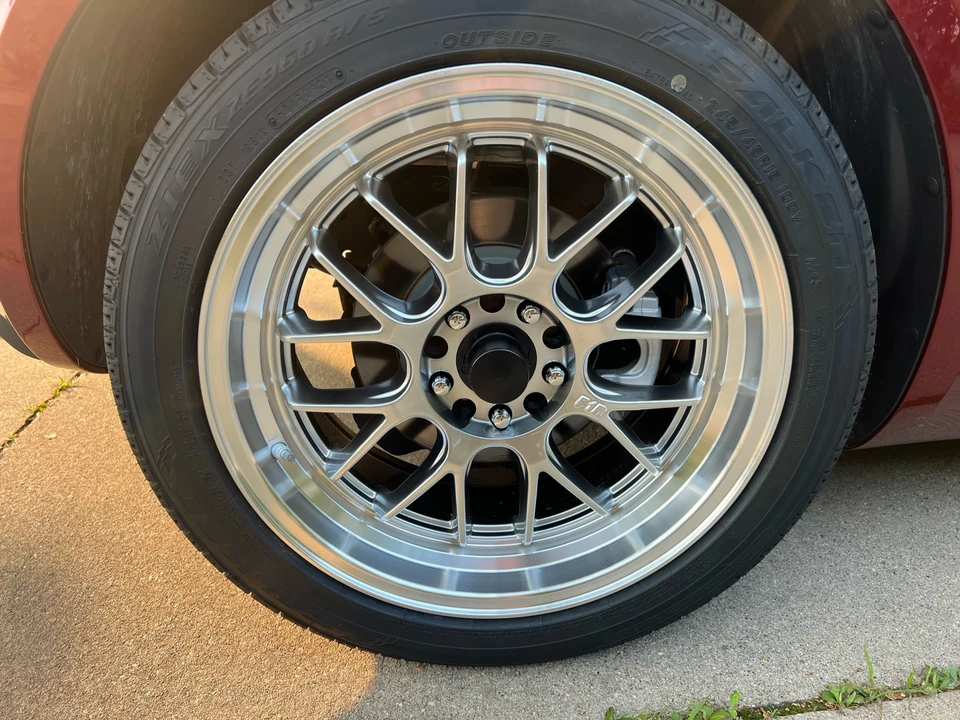 2009 Pontiac Solstice GXP - Image 27 of 31