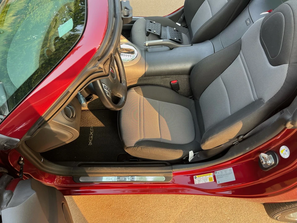 2009 Pontiac Solstice GXP - Image 30 of 31