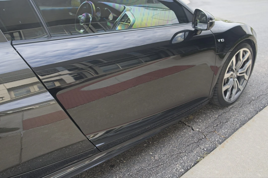 2010 Audi 42 R8 - Image 30 of 31