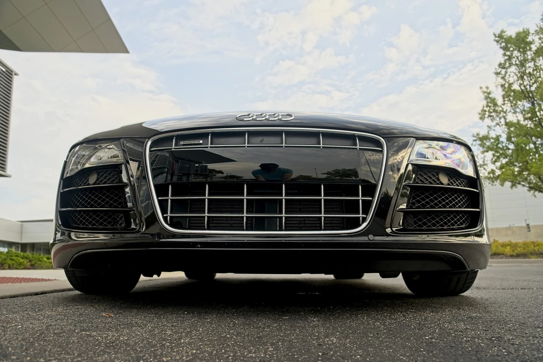 2010 Audi 42 R8 - Image 18 of 31