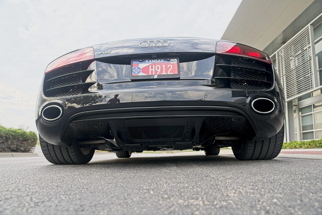 2010 Audi 42 R8 - Image 20 of 31