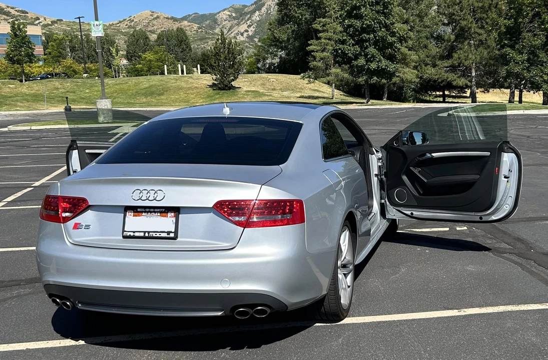 2010 Audi B8 S5 - Image 8 of 31