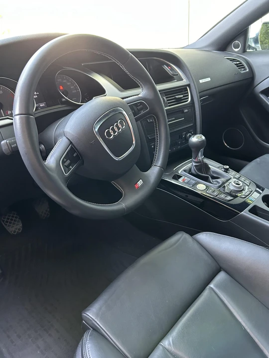 2010 Audi B8 S5 - Image 18 of 31