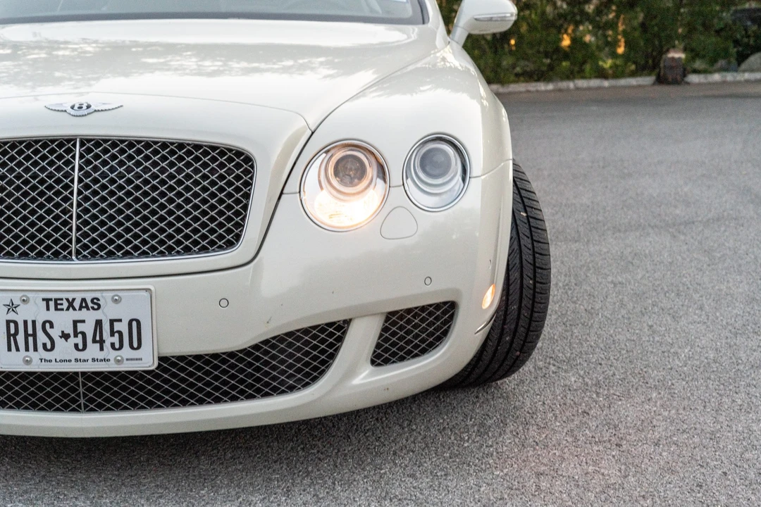 2010 Bentley Continental GTC - Image 28 of 31