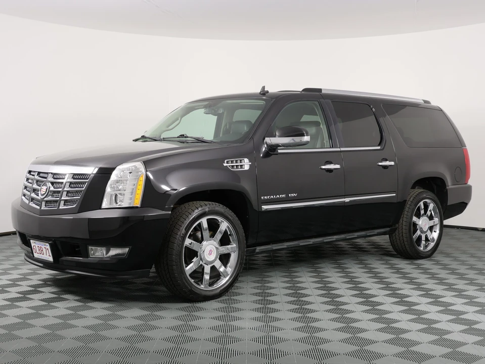 2010 Cadillac Escalade & EXT 3rd Gen - Image 2 of 31