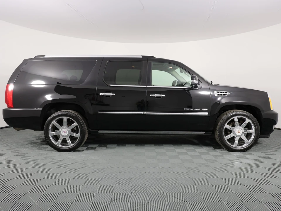 2010 Cadillac Escalade & EXT 3rd Gen - Image 6 of 31