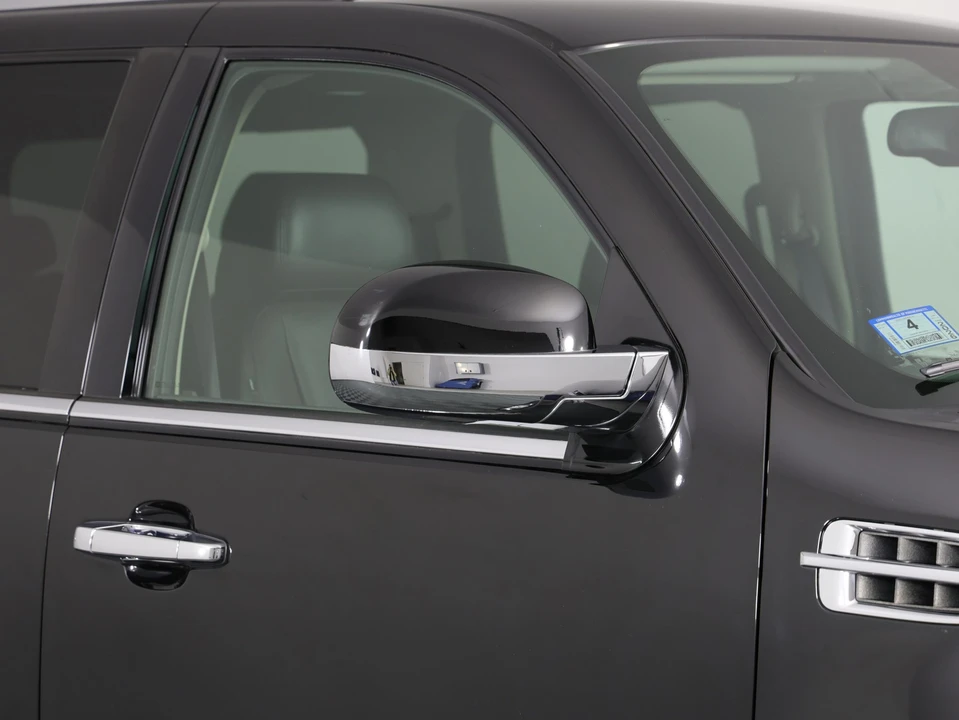 2010 Cadillac Escalade & EXT 3rd Gen - Image 19 of 31