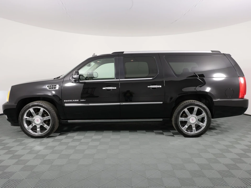 2010 Cadillac Escalade & EXT 3rd Gen - Image 10 of 31