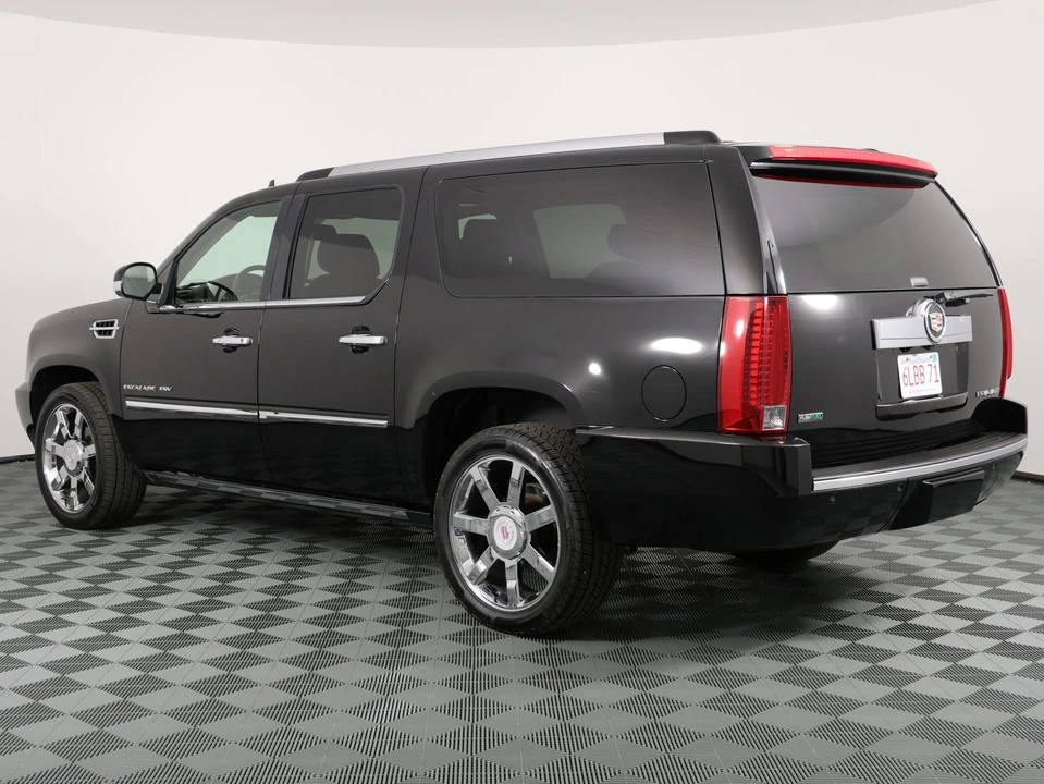2010 Cadillac Escalade & EXT 3rd Gen - Image 9 of 31