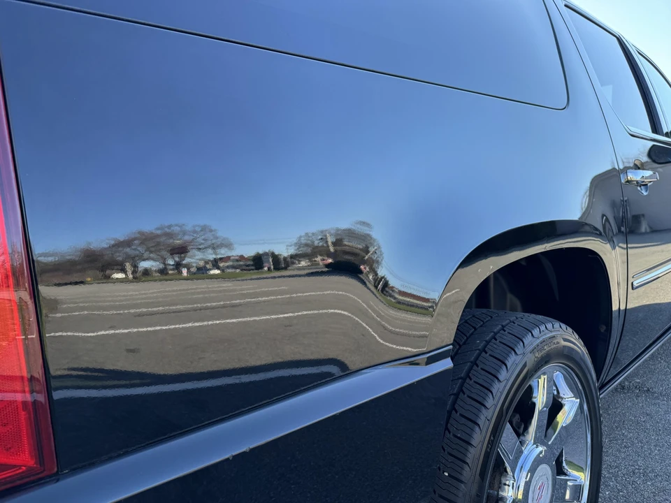 2010 Cadillac Escalade & EXT 3rd Gen - Image 24 of 31