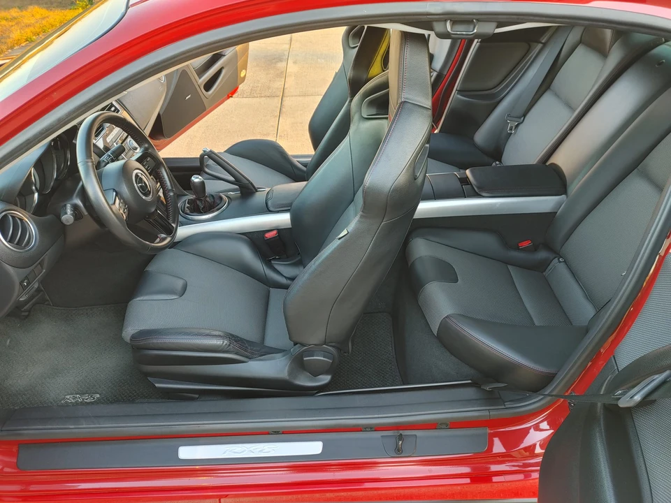 2010 Mazda RX-8 2nd Gen - Image 27 of 31