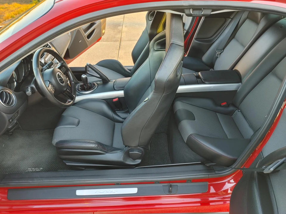 2010 Mazda RX-8 2nd Gen - Image 28 of 31