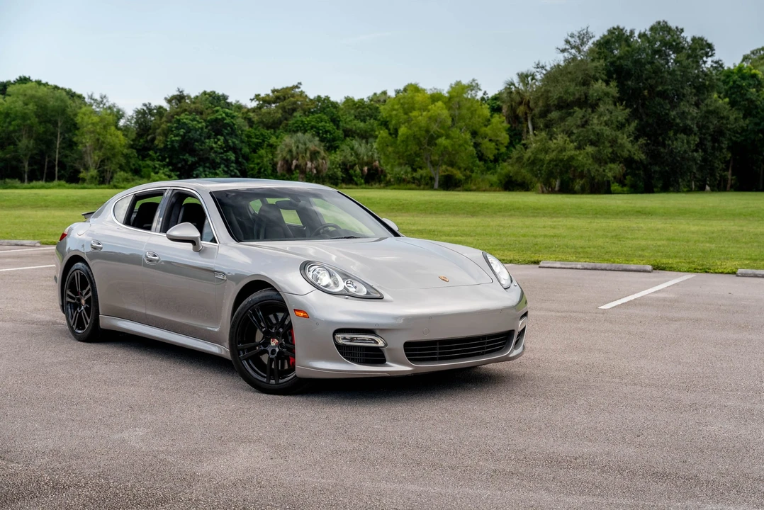 2010 Porsche 970 Panamera Turbo - Image 2 of 31