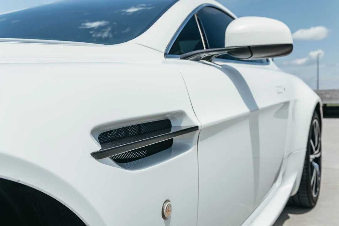 2011 Aston Martin V8 Vantage (2006-2017) - Image 21 of 31