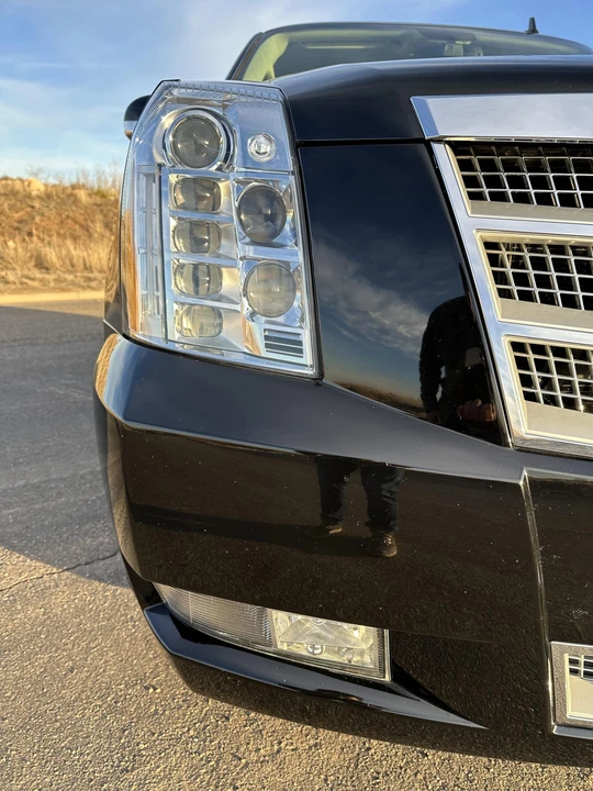 2011 Cadillac Escalade & EXT 3rd Gen - Image 24 of 31