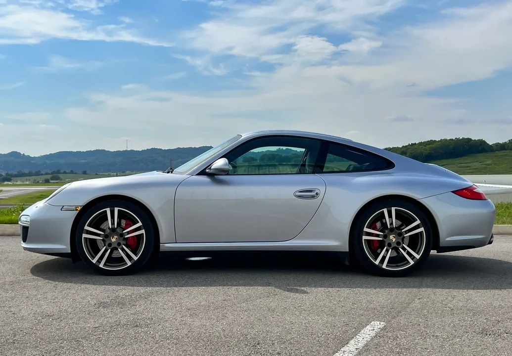 2011 Porsche 997 Carrera 4S - Image 5 of 6