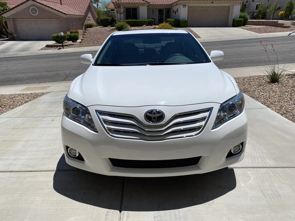 2011 Toyota Camry 6th Gen - Image 9 of 31