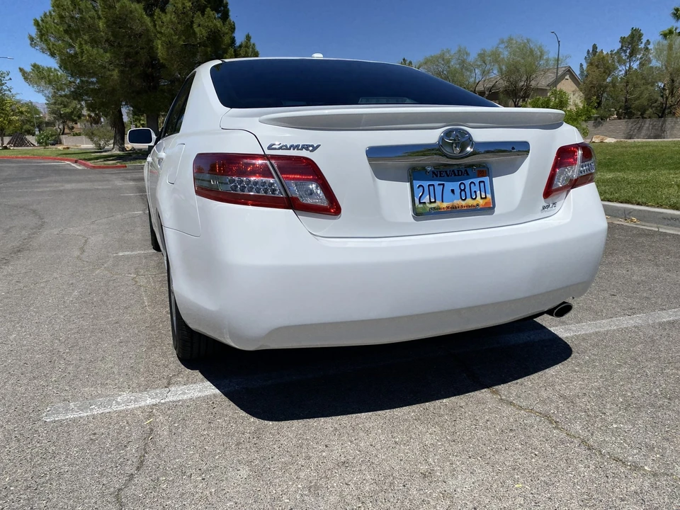 2011 Toyota Camry 6th Gen - Image 21 of 31