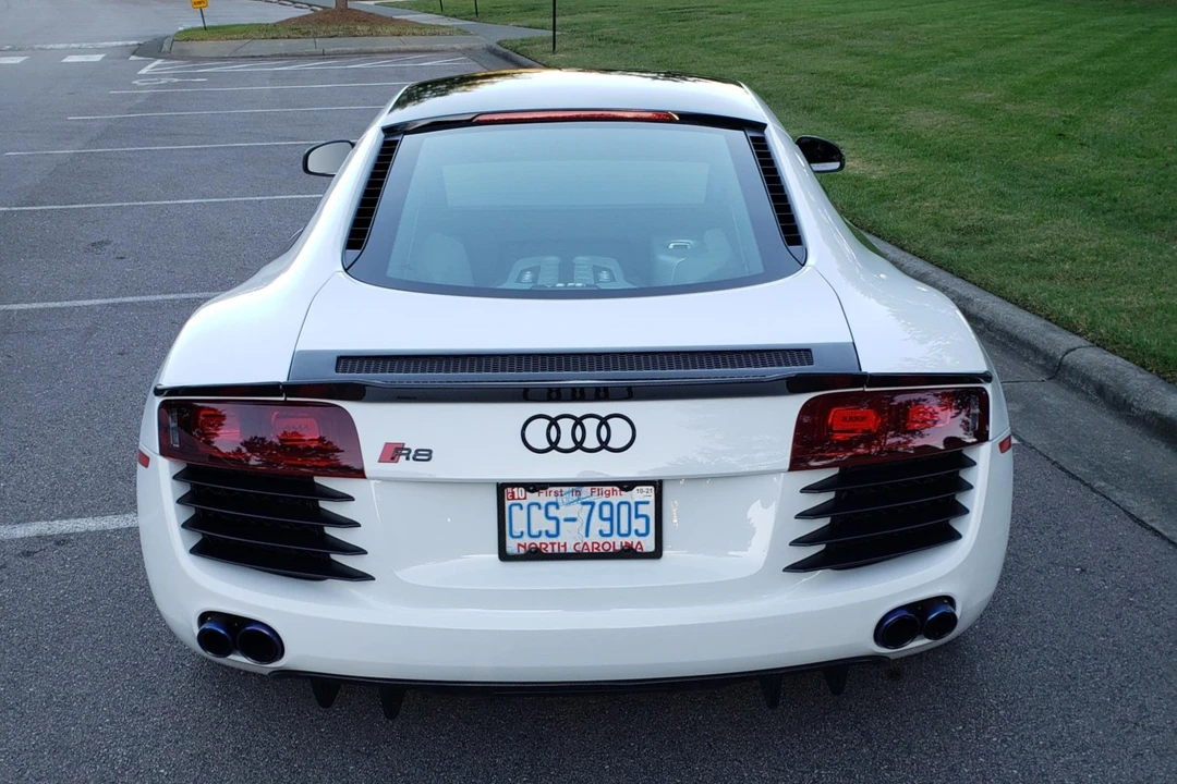 2012 Audi 42 R8 - Image 5 of 31