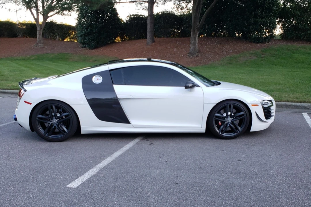 2012 Audi 42 R8 - Image 2 of 31