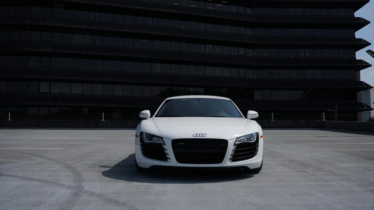 2012 Audi 42 R8 - Image 25 of 31