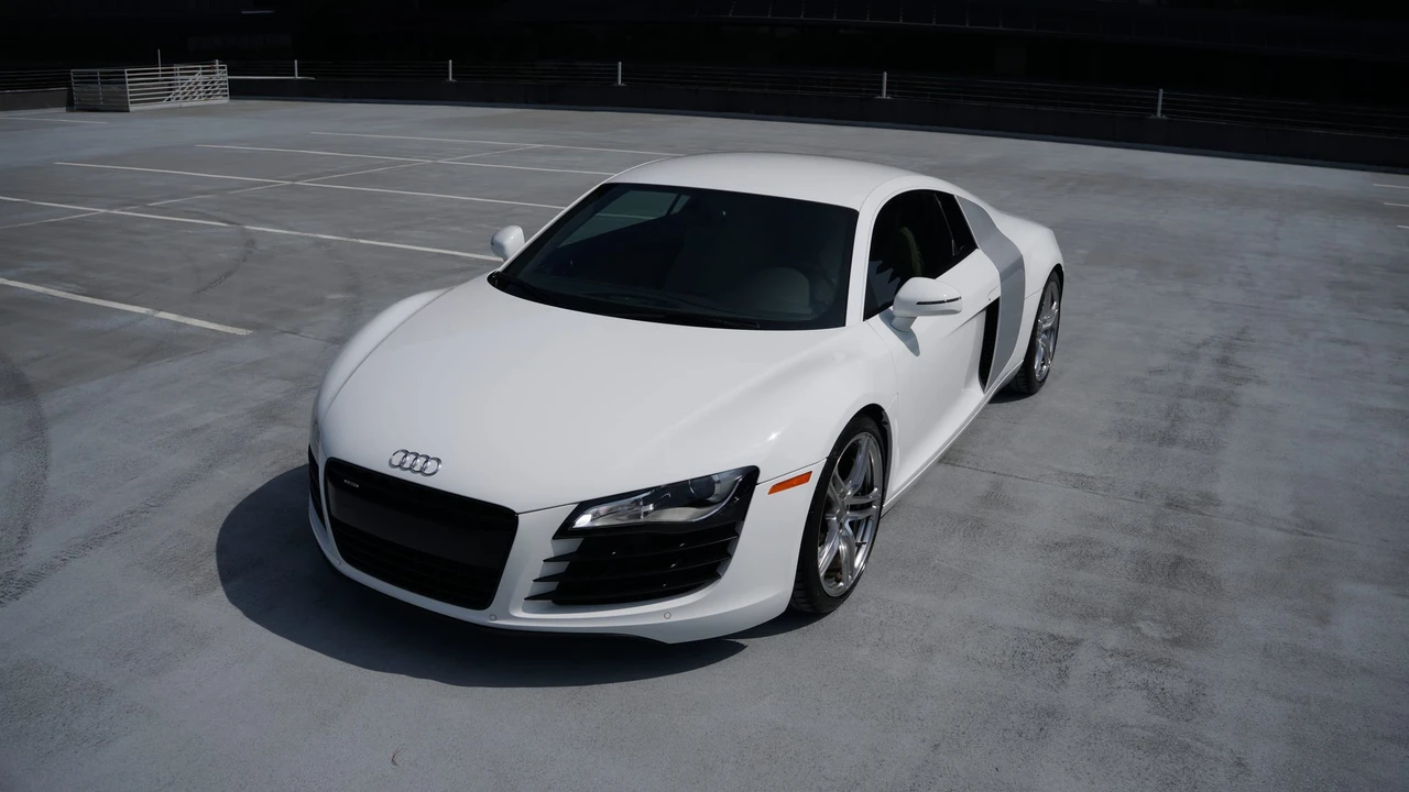 2012 Audi 42 R8 - Image 24 of 31
