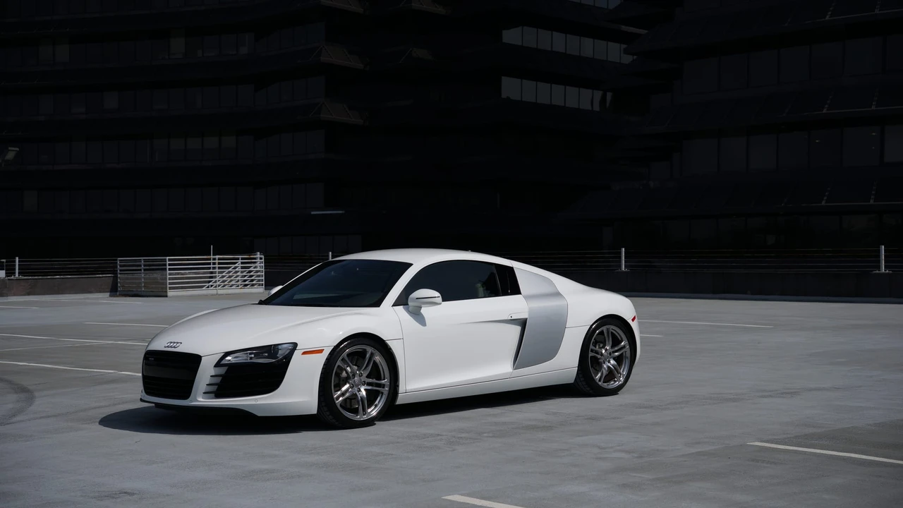 2012 Audi 42 R8 - Image 19 of 31