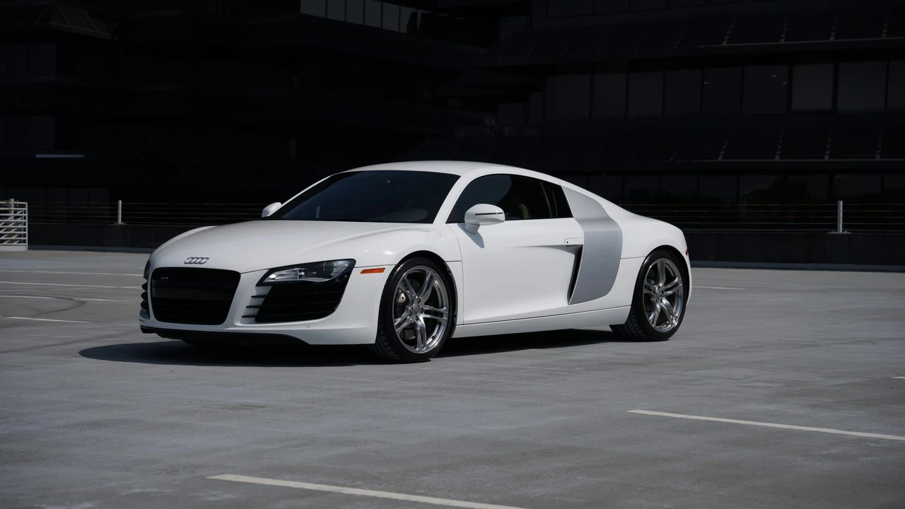2012 Audi 42 R8 - Image 21 of 31