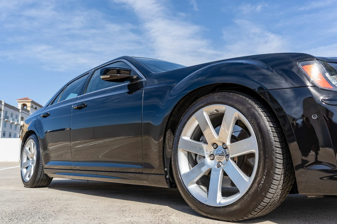 2012 Chrysler 300 (2005-2023) - Image 17 of 31