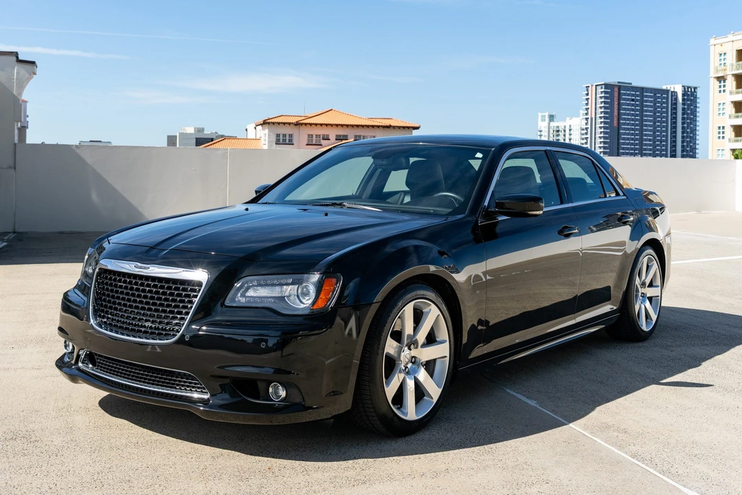 2012 Chrysler 300 (2005-2023) - Image 7 of 31