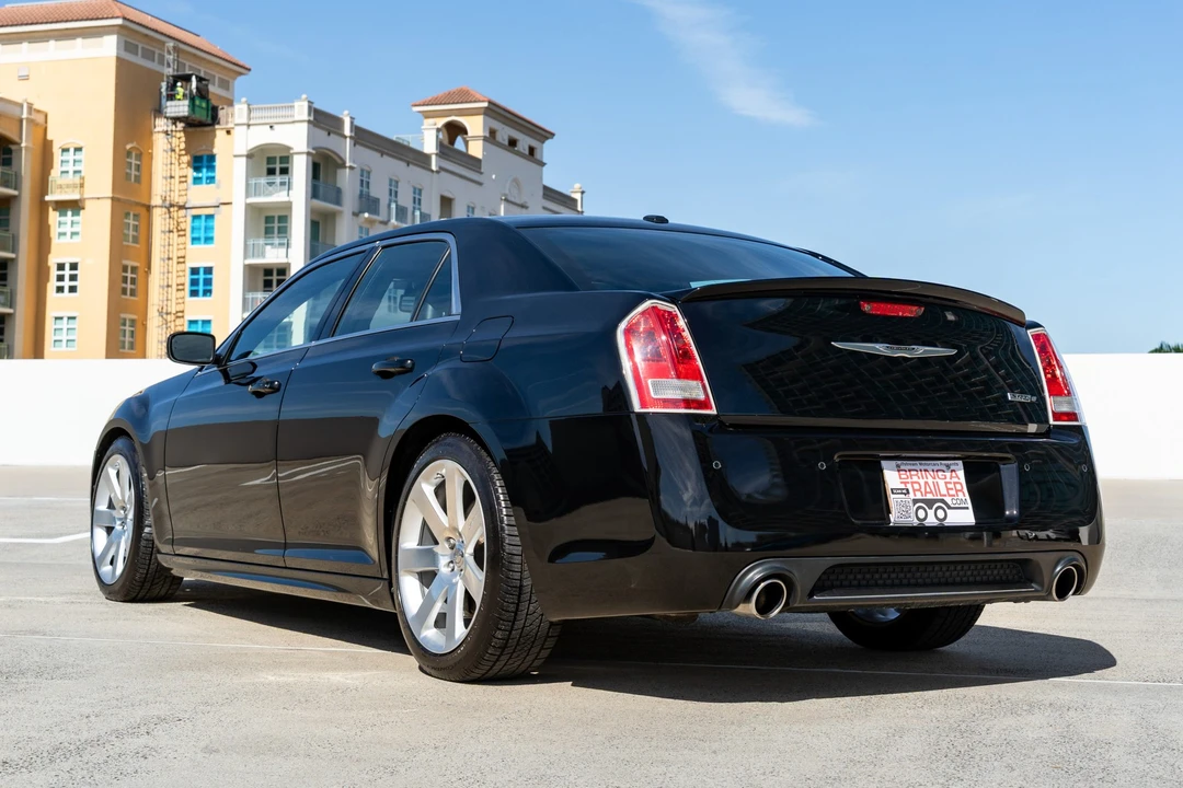 2012 Chrysler 300 (2005-2023) - Image 10 of 31
