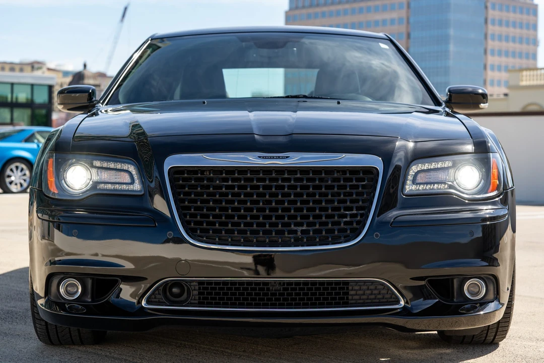 2012 Chrysler 300 (2005-2023) - Image 6 of 31