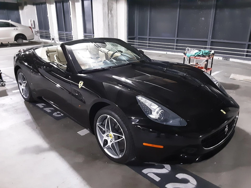 2012 Ferrari California - Image 8 of 31