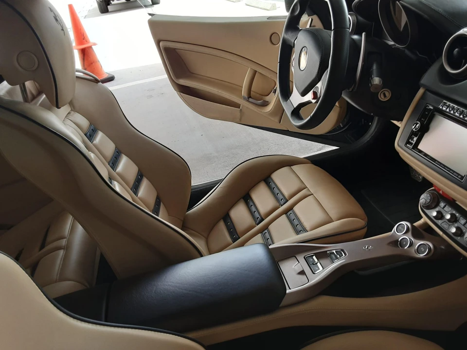 2012 Ferrari California - Image 23 of 31