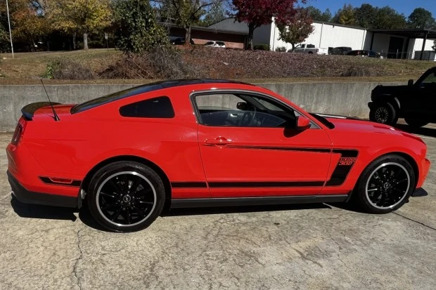 2012 Ford S197 Mustang Boss 302 - Image 3 of 7