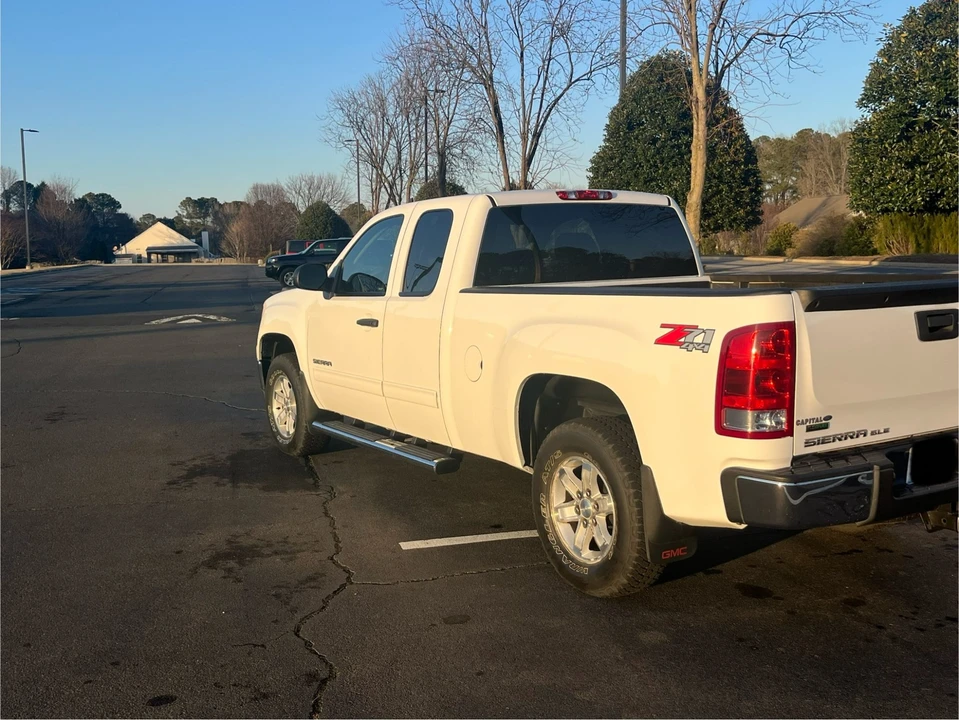 2012 GMC Sierra 3rd Gen - Image 17 of 31