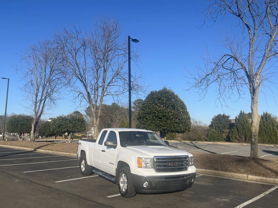 2012 GMC Sierra 3rd Gen - Image 14 of 31